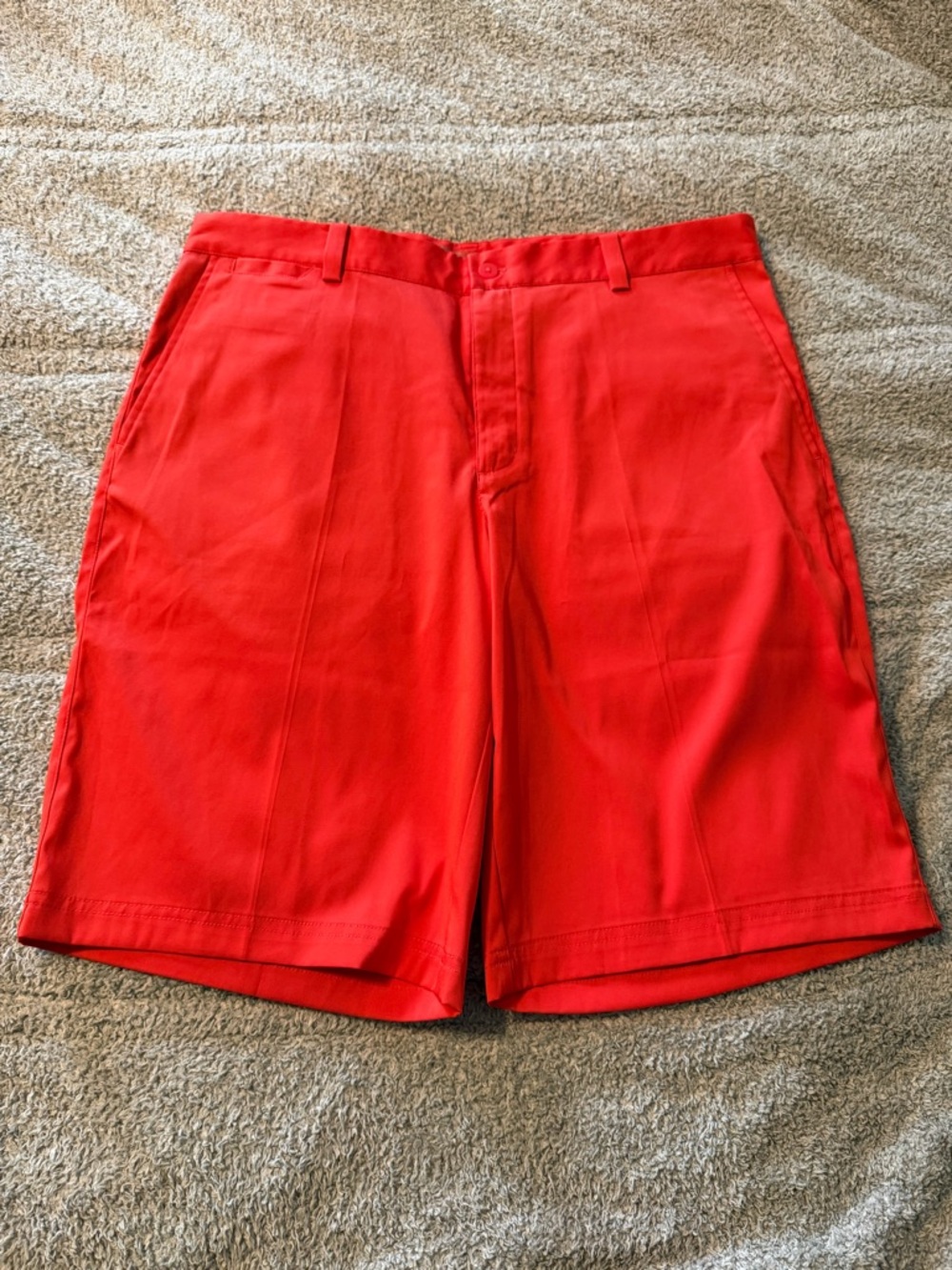 Nike Golf Men's Red Flat-Front Shorts